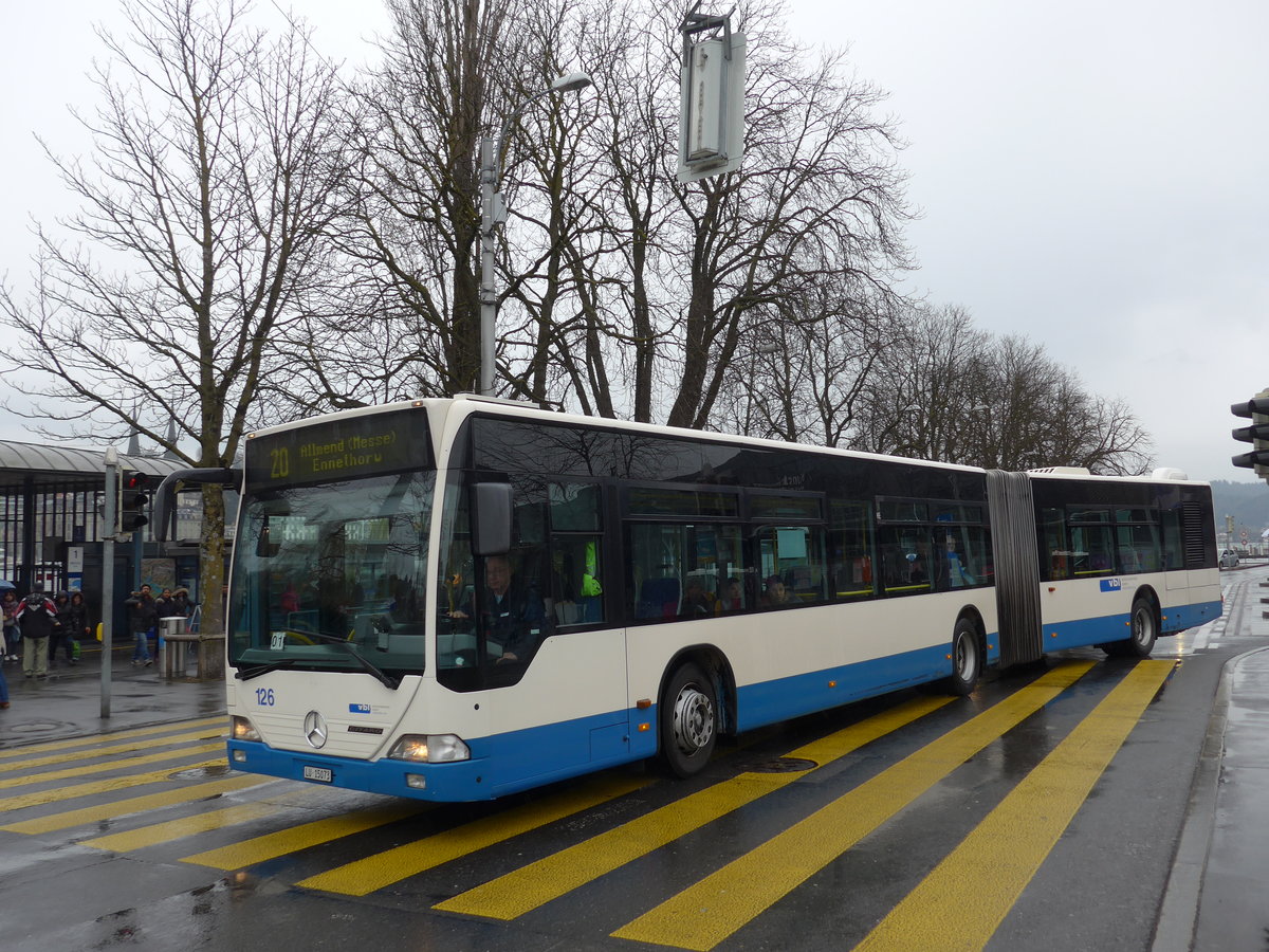 (169'459) - VBL Luzern - Nr. 126/LU 15'073 - Mercedes am 25. Mrz 2016 beim Bahnhof Luzern