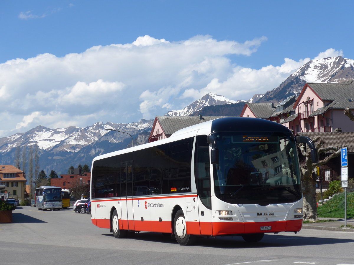 (169'843) - Dillier, Sarnen - Nr. 20/OW 10'070 - MAN am 11. April 2016 beim Bahnhof Meiringen