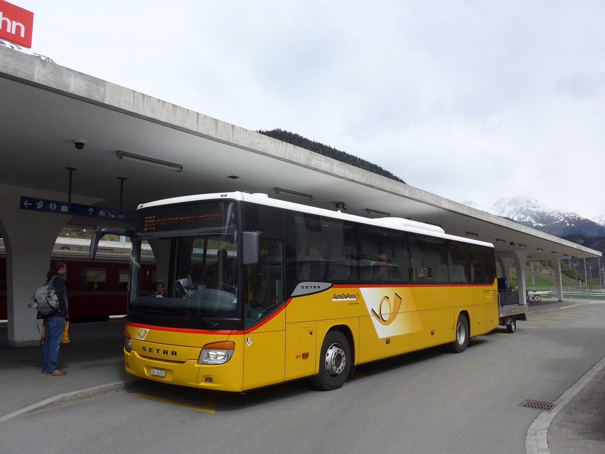 (170'894) - Terretaz, Zernez - GR 26'201 - Setra am 16. Mai 2016 beim Bahnhof Zernez