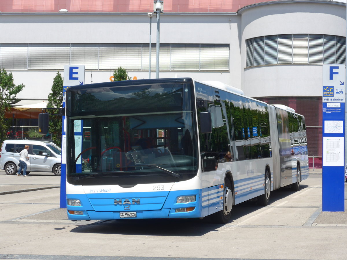 (172'644) - WilMobil, Wil - Nr. 293/SG 354'228 - MAN (ex RTB Altsttten Nr. 3; ex SBC Chur Nr. 97) am 27. Juni 2016 beim Bahnhof Wil