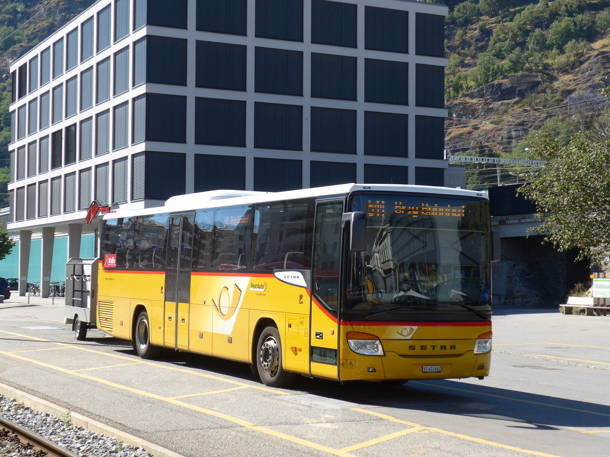 (173'695) - PostAuto Wallis - VS 403'662 - Setra am 7. August 2016 beim Bahnhof Brig