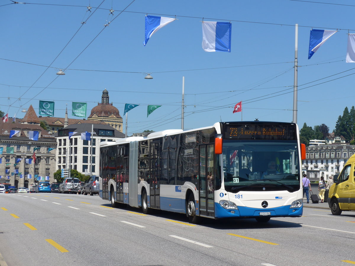 (173'805) - VBL Luzern - Nr. 181/LU 241'062 - Mercedes am 8. August 2016 in Luzern, Bahnhofbrcke