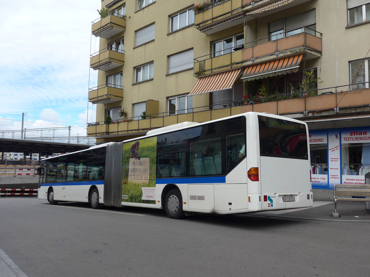 (174'637) - Welti-Furrer, Bassersdorf - Nr. 97/ZH 718'197 - Mercedes am 5. September 2016 beim Bahnhof Zrich-Oerlikon