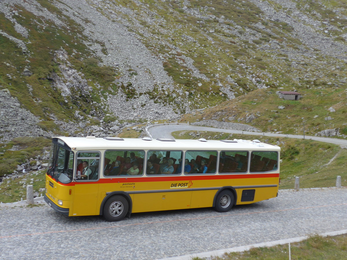 (174'995) - AVG Meiringen - Nr. 74/BE 607'481 - Saurer/R&J (ex P 24'357) am 18. September 2016 am Gotthard, Alte Tremolastrasse