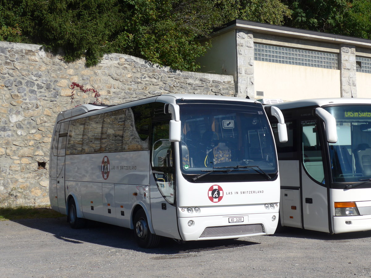 (175'080) - LAS, Leysin - VD 1450 - Opalin am 24. September 2016 beim Bahnhof Leysin-Feydey