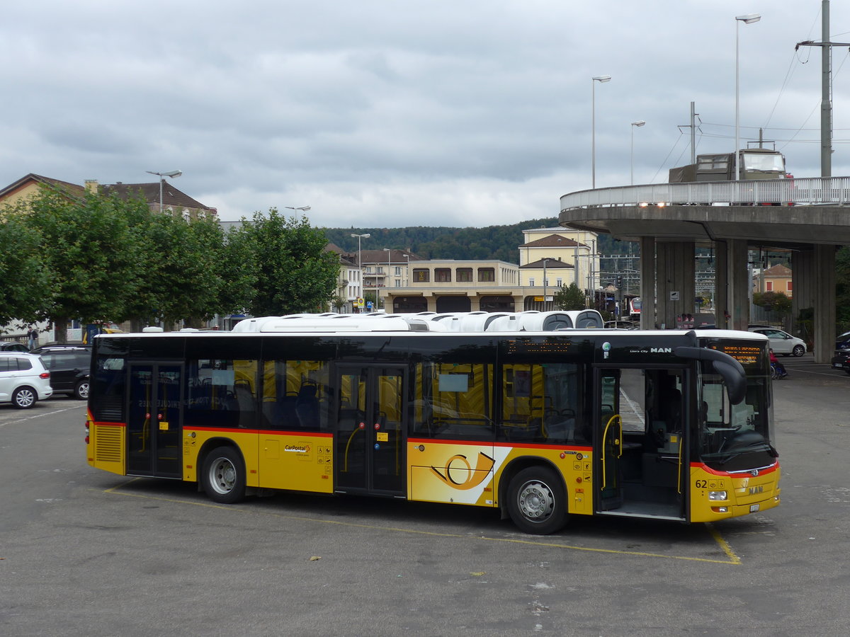 (175'477) - CarPostal Ouest - Nr. 62/JU 52'074 - MAN am 7. Oktober 2016 beim Bahnhof Porrentruy