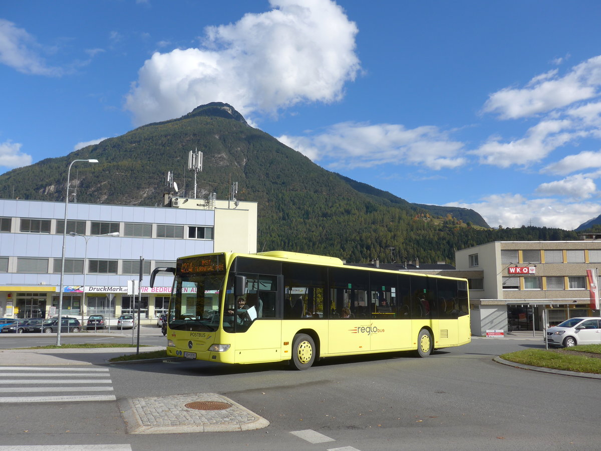 (176'069) - PostBus - BD 13'516 - Mercedes am 20. Oktober 2016 in Imst, Post