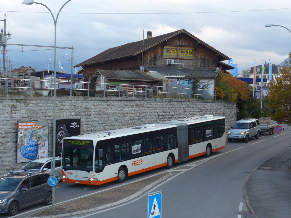 (176'200) - RBS Worblaufen - Nr. 36/BE 555'036 - Mercedes am 21. Oktober 2016 in Thun, Stockhornstrasse