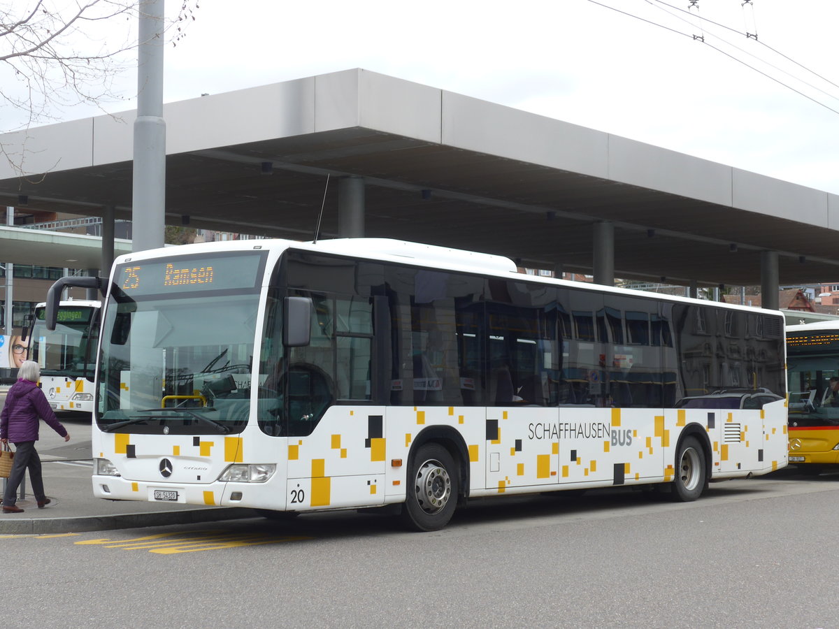 (179'025) - SB Schaffhausen - Nr. 20/SH 54'320 - Mercedes am 20. Mrz 2017 beim Bahnhof Schaffhausen