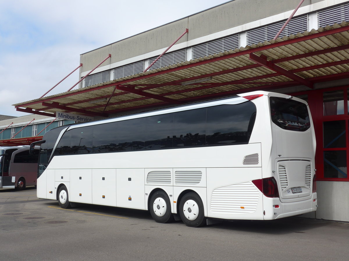 (179'077) - EvoBus, Kloten - ZH 482'618 - Setra am 20. Mrz 2017 in Kloten, EvoBus