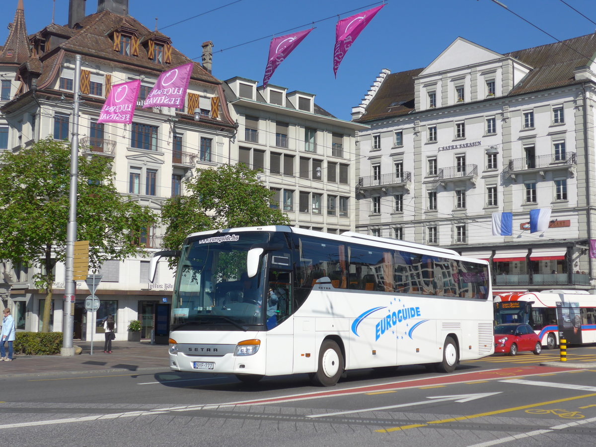 (179'437) - Aus Ungarn: Euroguide, Budapest - NYF-777 - Setra am 10. April 2017 in Luzern, Schwanenplatz