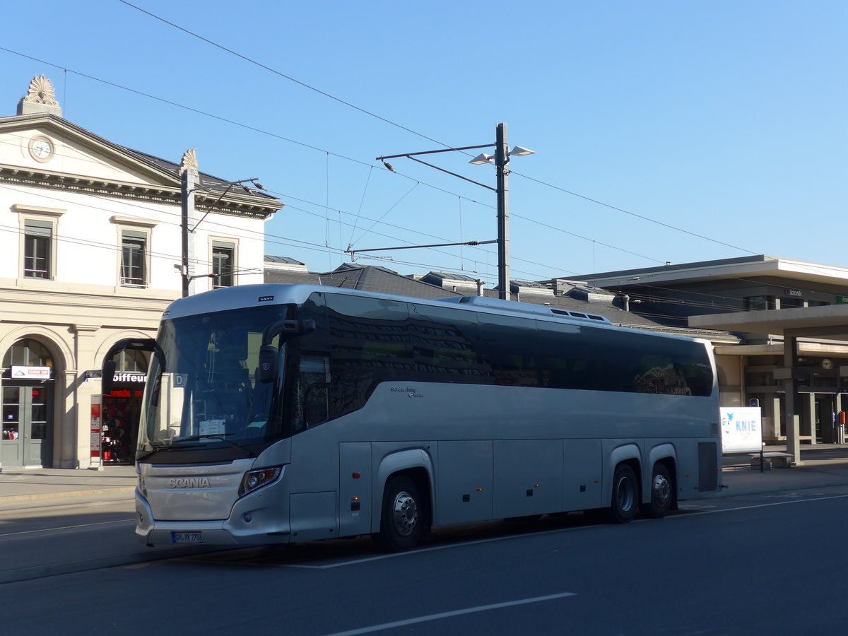 (179'542) - Aus Deutschland: Knecht, Lindlar - GM-RK 2708 - Scania/Higer am 14. April 2017 beim Bahnhof Chur