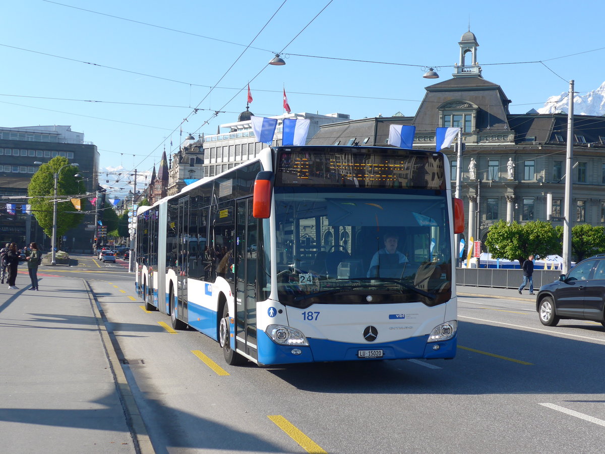 (179'745) - VBL Luzern - Nr. 187/LU 15'020 - Mercedes am 29. April 2017 in Luzern, Bahnhofbrcke