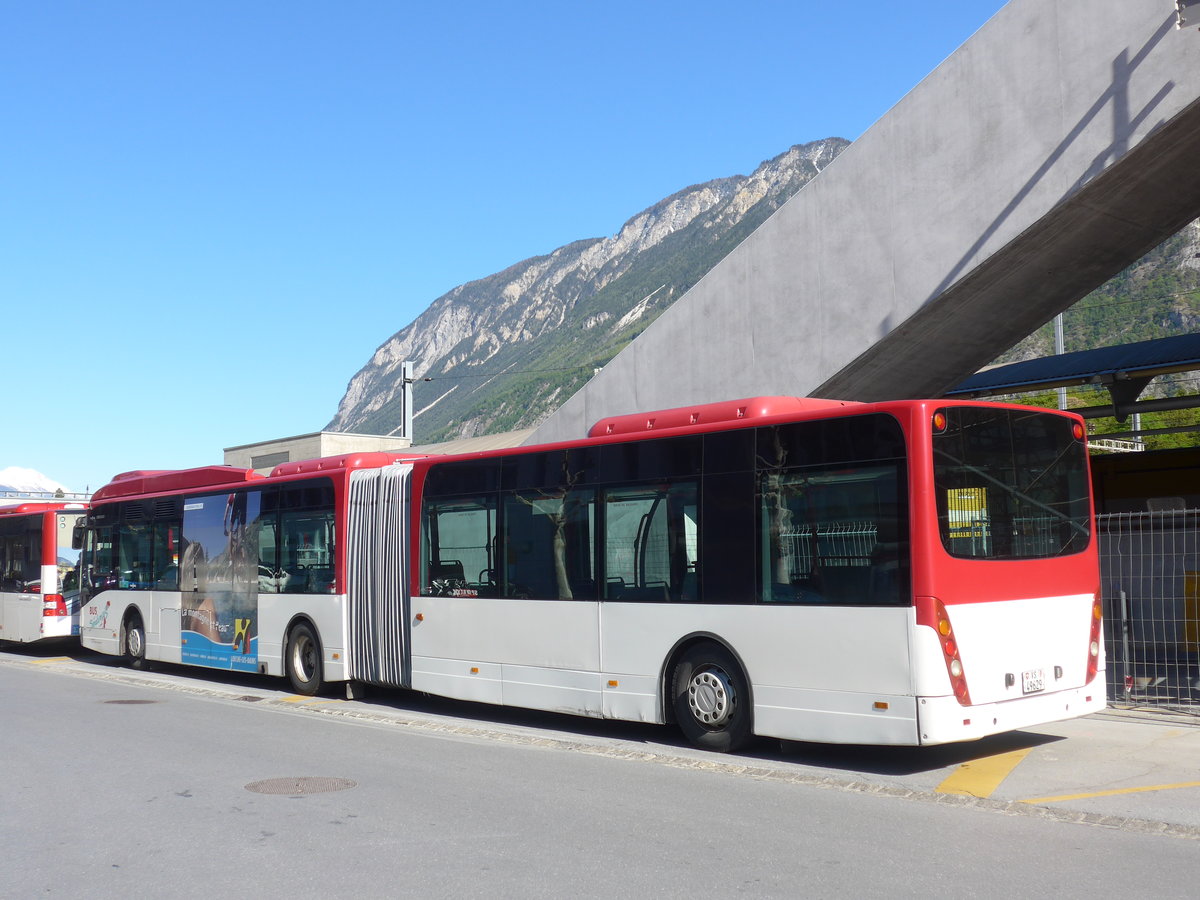 (179'904) - PostAuto Wallis - Nr. 63/VS 49'629 - Van Hool (ex Lathion, Sion Nr. 63) am 29. April 2017 beim Bahnhof Sierre