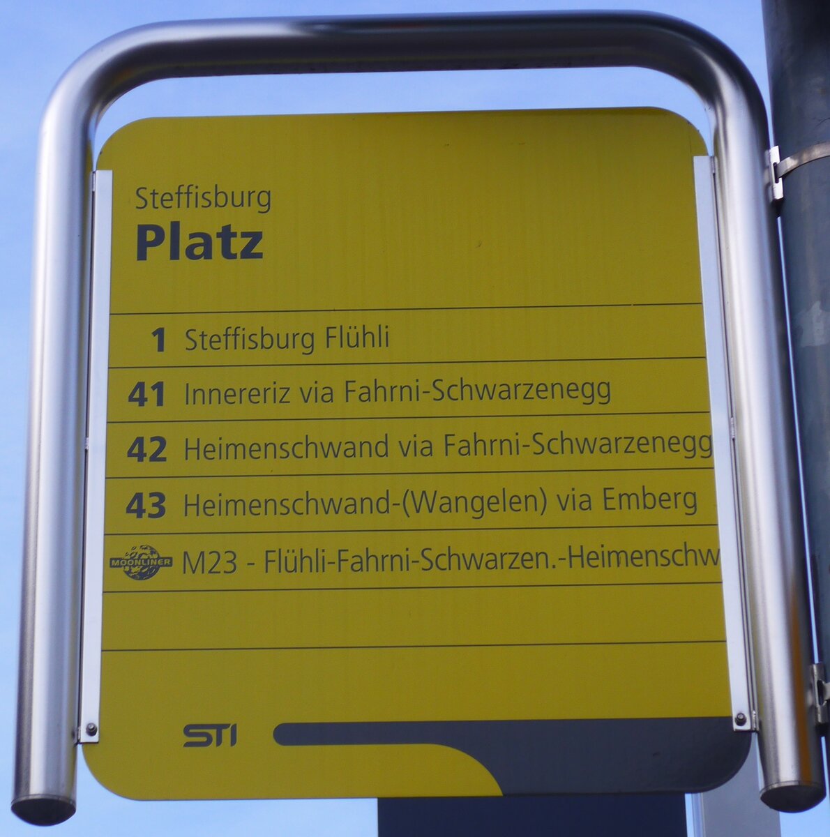 (179'972) - STI-Haltestellenschild - Steffisburg, Platz - am 30. April 2017