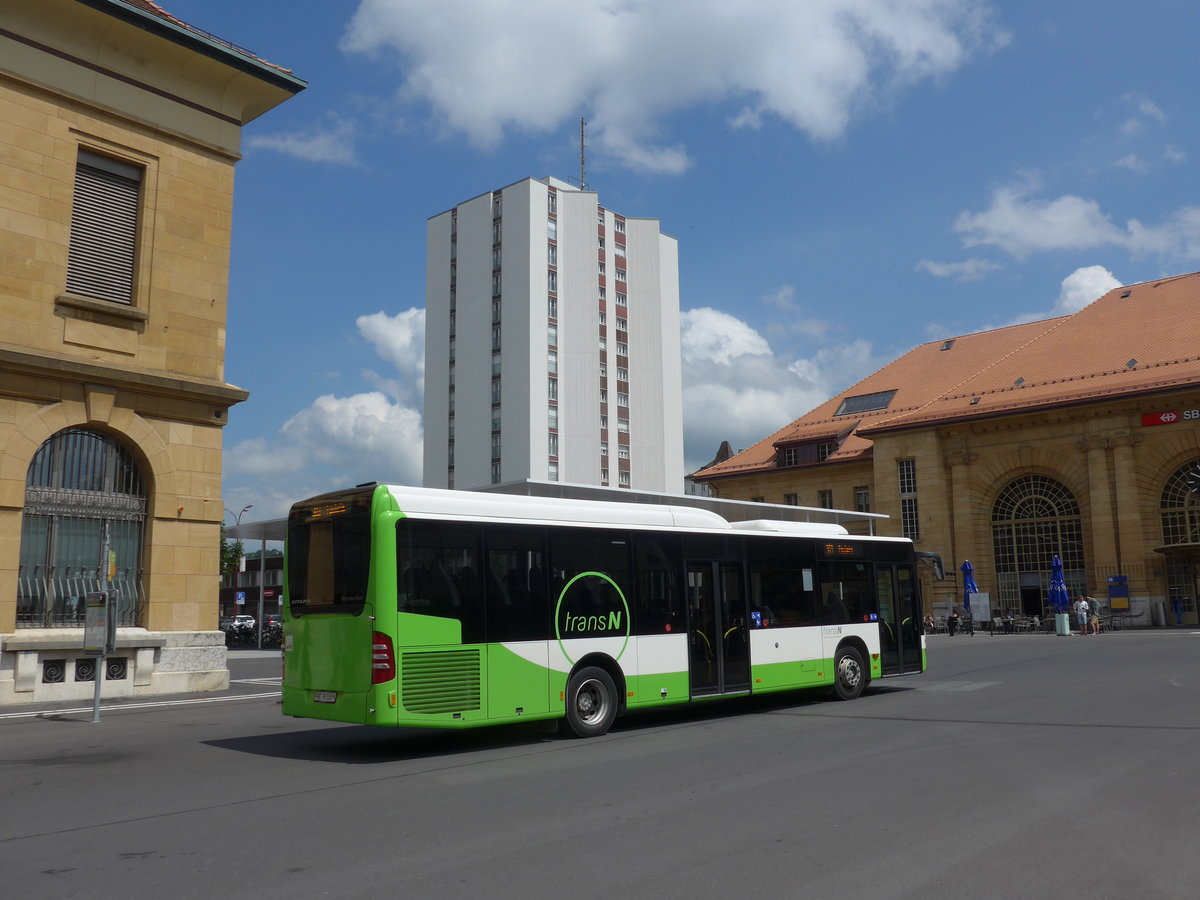 (181'085) - transN, La Chaux-de-Fonds - Nr. 336/NE 98'336 - Mercedes am 12. Juni 2017 beim Bahnhof La Chaux-de-Fonds