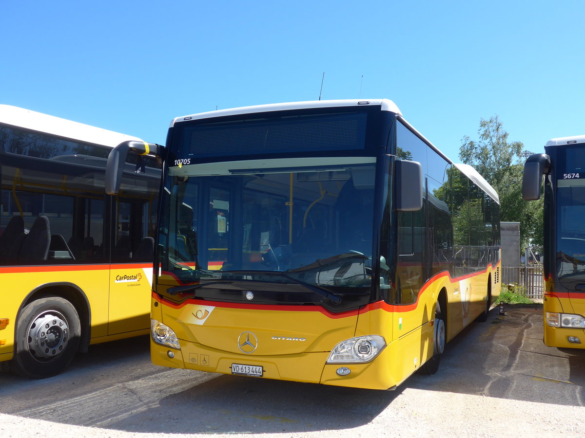 (181'172) - CarPostal Ouest - VD 613'444 - Mercedes am 18. Juni 2017 in Yverdon, Garage