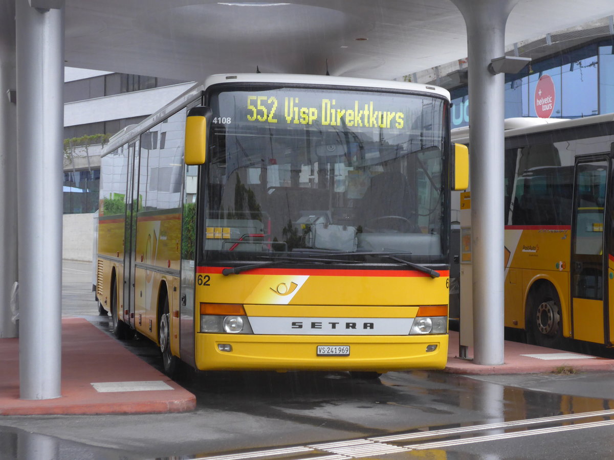 (181'876) - Zerzuben, Visp-Eyholz - Nr. 62/VS 241'969 - Setra (ex PostAuto Wallis) am 9. Juli 2017 beim Bahnhof Visp