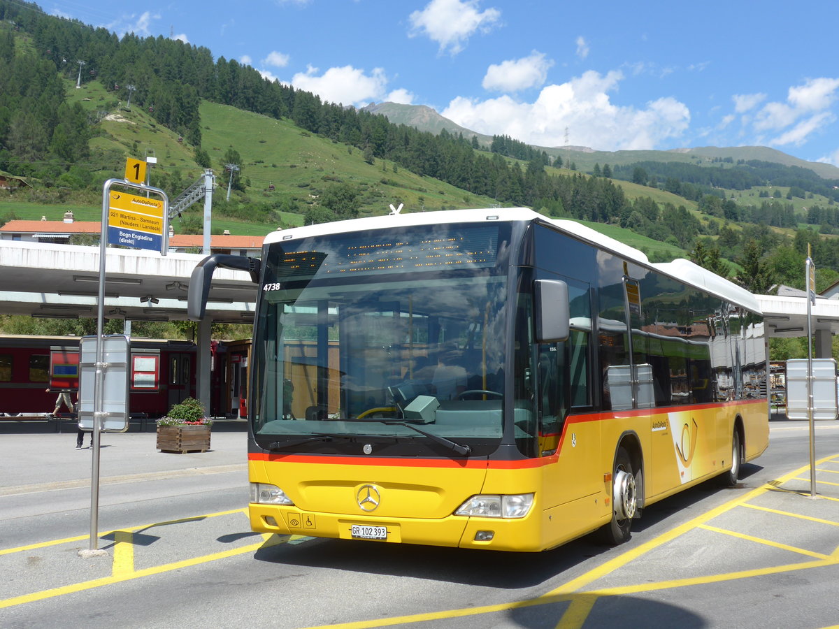 (182'754) - PostAuto Graubnden - GR 102'393 - Mercedes am 5. August 2017 beim Bahnhof Scuol-Tarasp