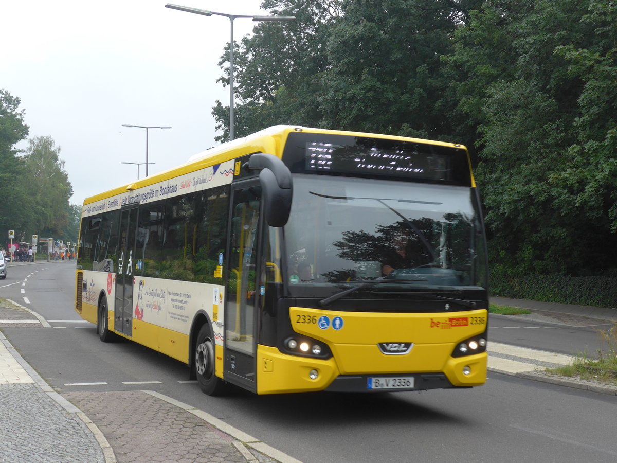 (183'438) - BVG Berlin - Nr. 2336/B-V 2336 - VDL am 11. August 2017 in Berlin, Wannsee