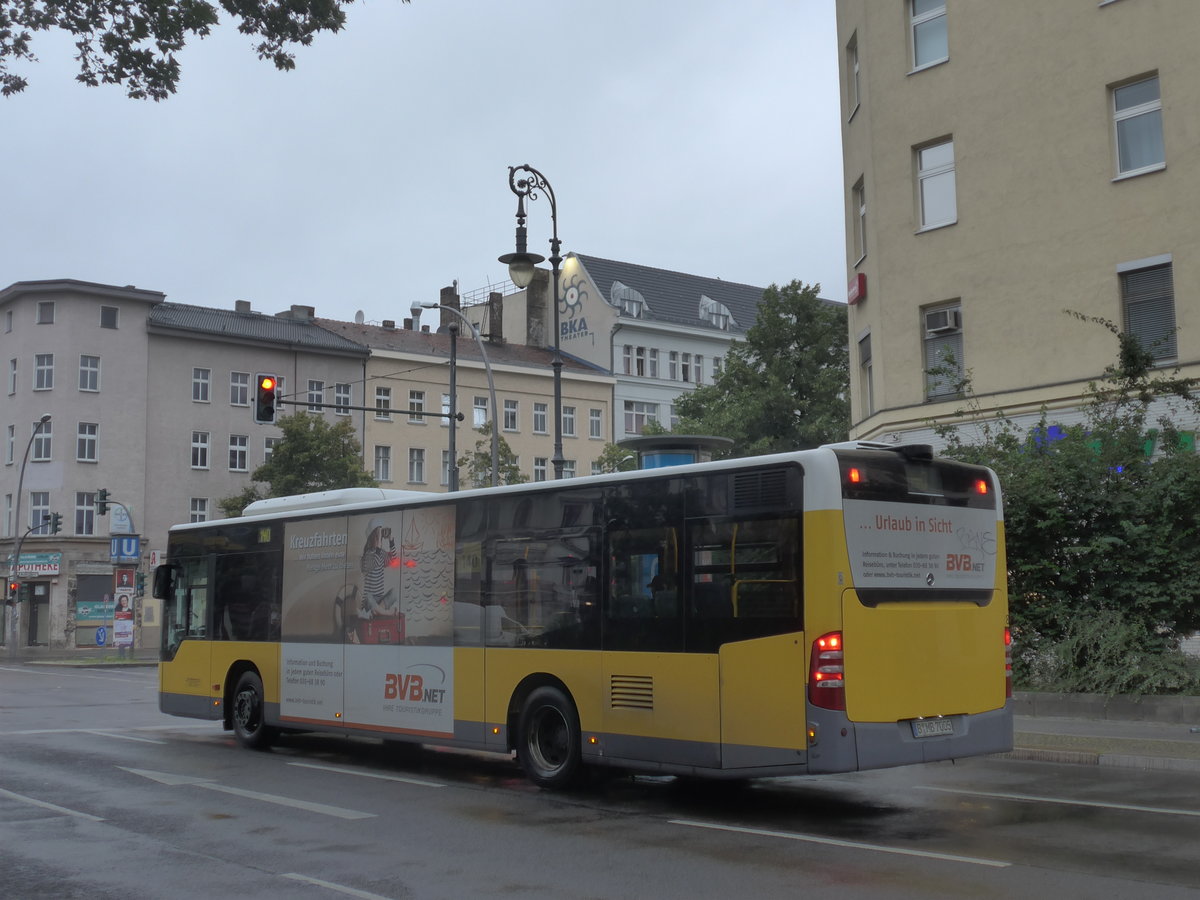 (183'500) - BVG Berlin - Nr. 8319/B-MB 7005 - Mercedes am 12. August 2017 in Berlin, Mehringdamm