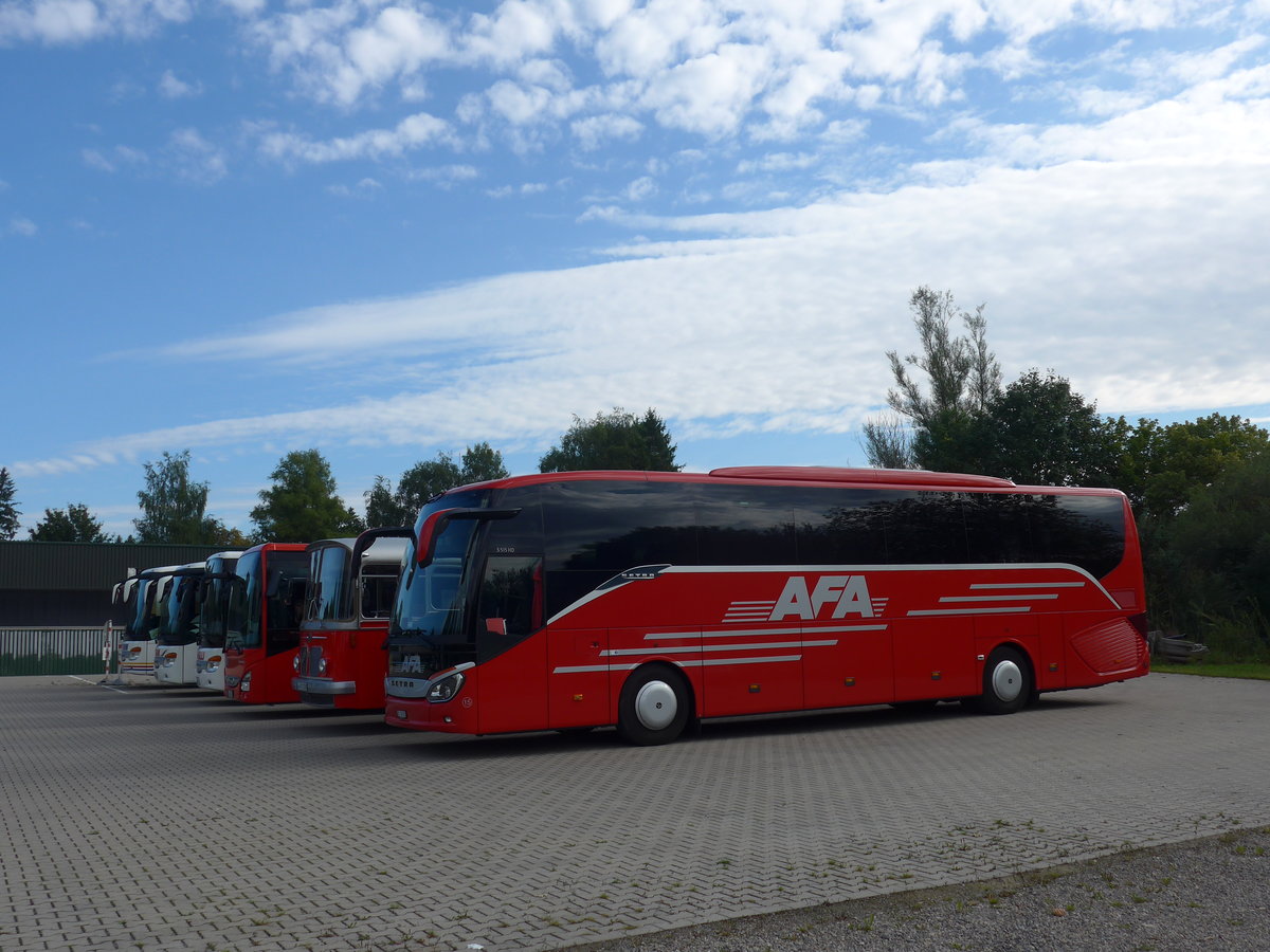 (183'889) - Aus der Schweiz: AFA Adelboden - Nr. 15/BE 26'702 - Setra am 23. August 2017 in Bad Drrheim, Garage Luschin