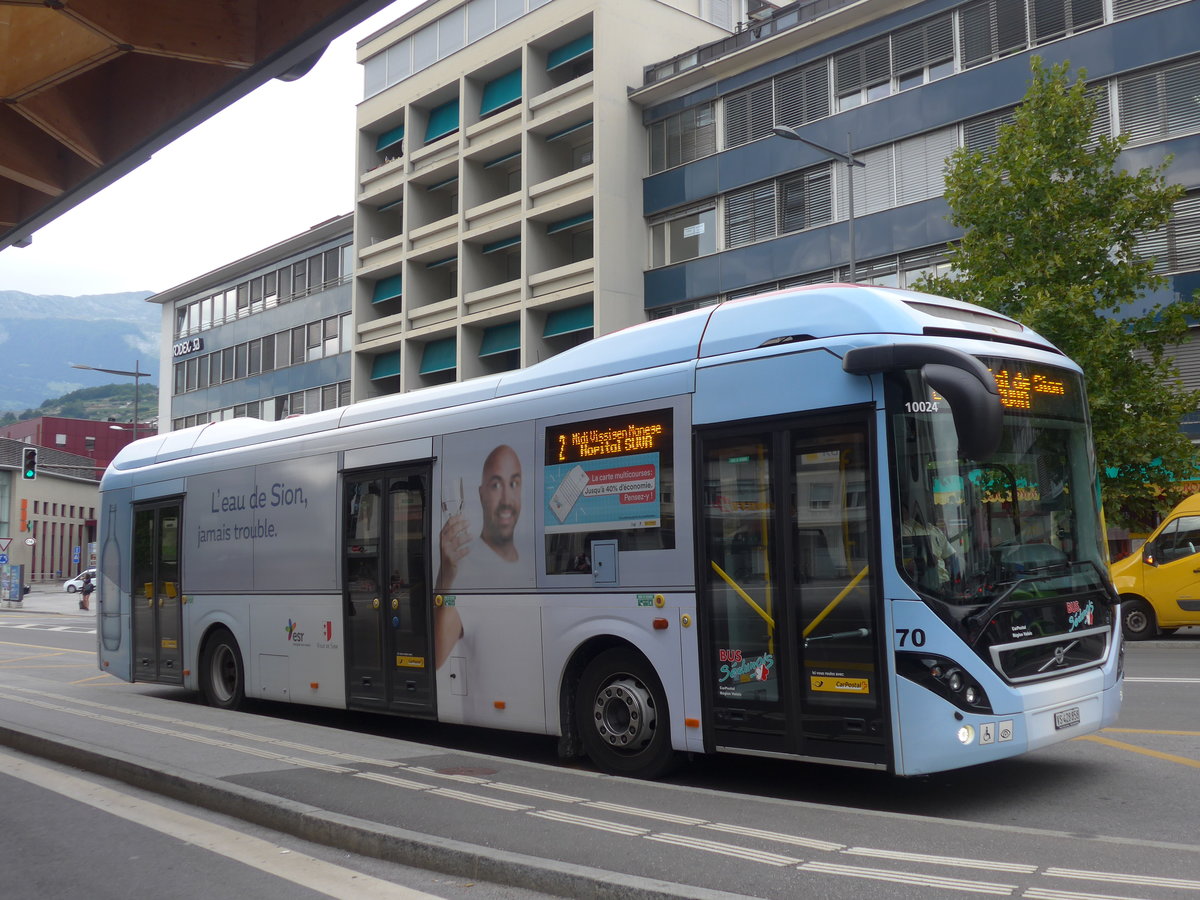 (184'071) - PostAuto Wallis - Nr. 70/VS 428'858 - Volvo am 24. August 2017 beim Bahnhof Sion