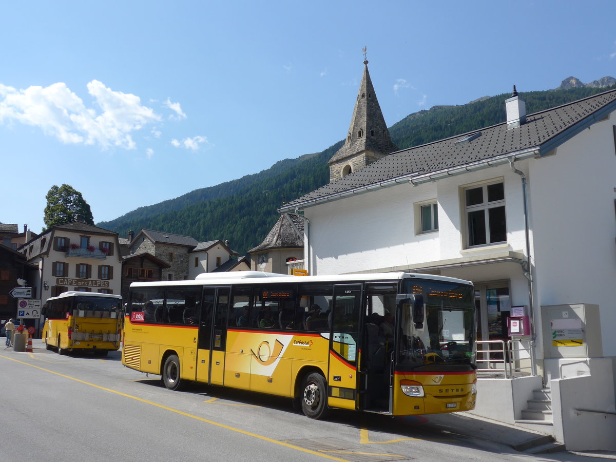 (184'178) - TSAR, Sierre - VS 127'372 - Setra am 25. August 2017 in Vissoie, Post