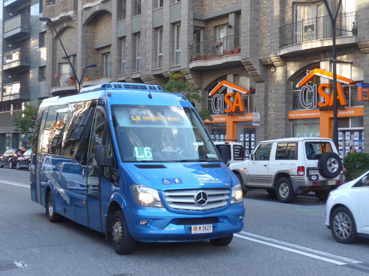 (185'422) - Hispano Andorrana, Andorra la Vella - M2627 - Mercedes am 27. September 2017 in La Massana, Les Entrades