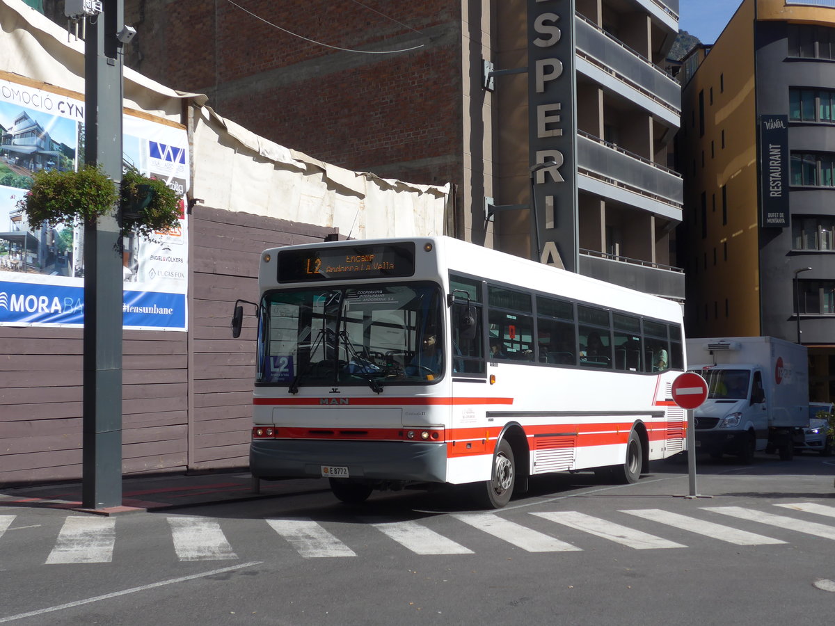 (185'495) - CIA Andorra la Vella - E8772 - MAN/UNVI am 28. September 2017 in Andorra la Vella