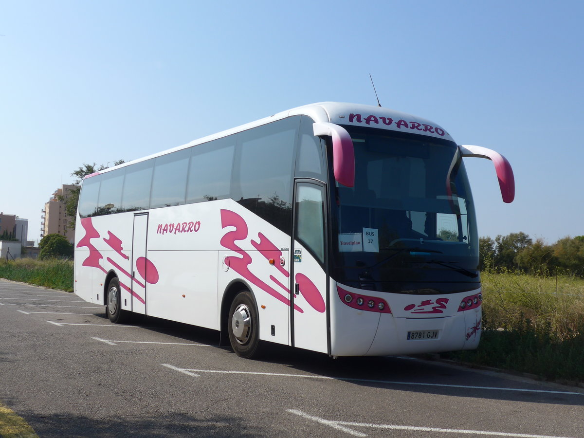 (185'647) - Navarro, Baena - 8781 GJV - MAN/Farebus am 29. September 2017 in Roses