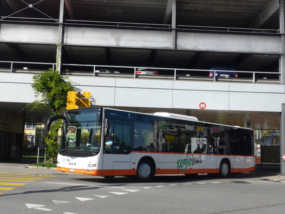 (185'934) - VBH Herisau - Nr. 11/AR 20'556 - MAN am 19. Oktober 2017 beim Bahnhof Herisau