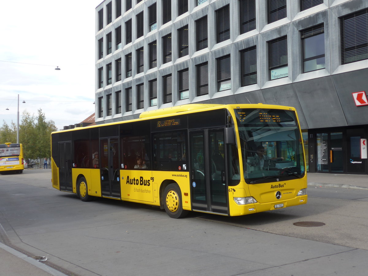 (186'100) - AAGL Liestal - Nr. 67/BL 7693 - Mercedes am 21. Oktober 2017 beim Bahnhof Liestal