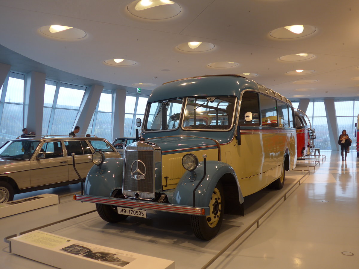 (186'363) - Mercedes-Benz Museum, Stuttgart - IVB-170'535 - Mercedes am 12. November 2017 in Stuttgart, Mercedes-Benz Museum