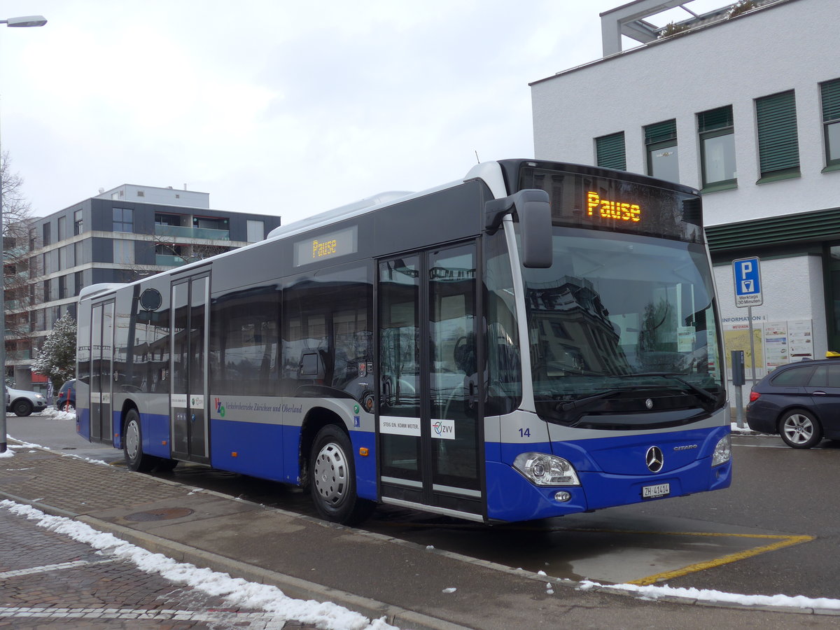 (186'904) - VZO Grningen - Nr. 14/ZH 41'414 - Mercedes am 9. Dezember 2017 beim Bahnhof Wetzikon