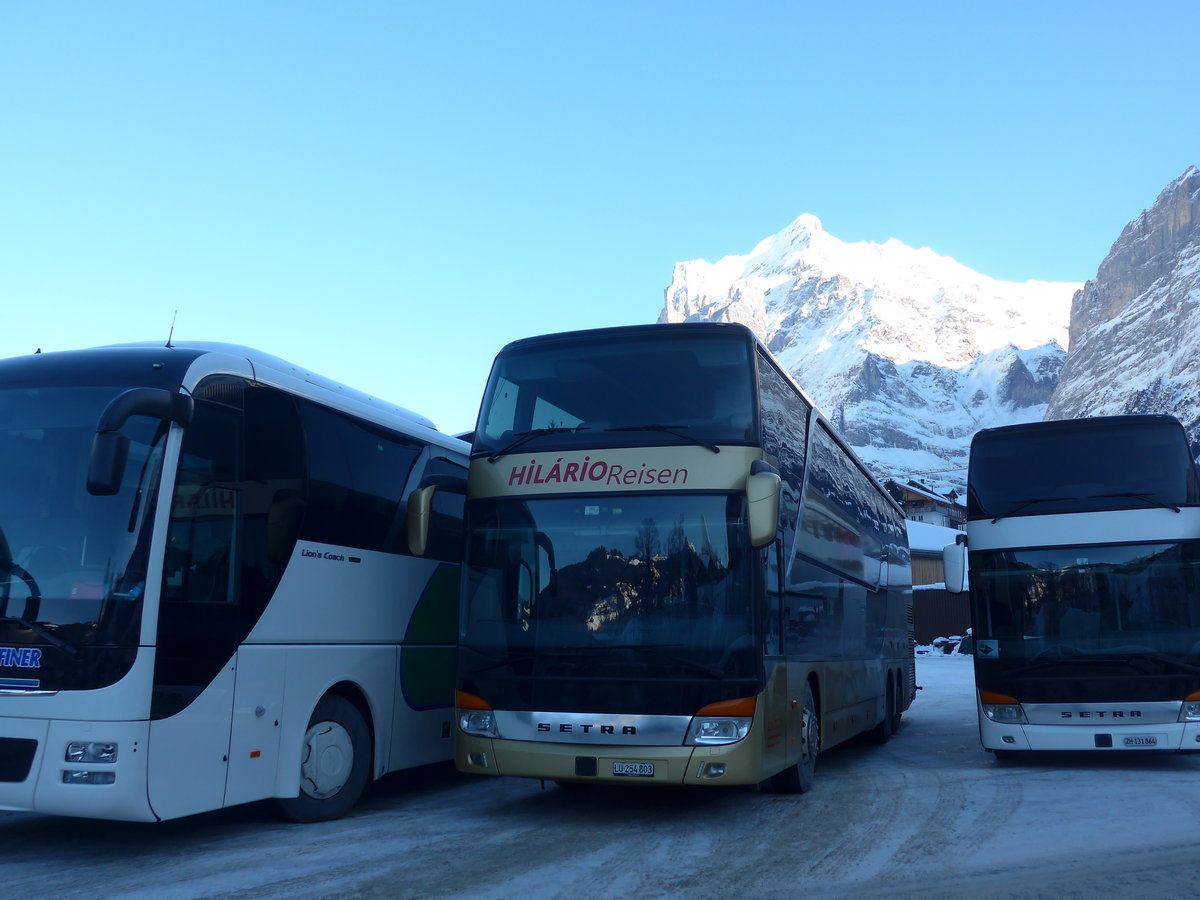 (187'320) - Hilrio, Schtz - LU 254'803 - Setra am 24. Dezember 2017 in Grindelwald, Grund