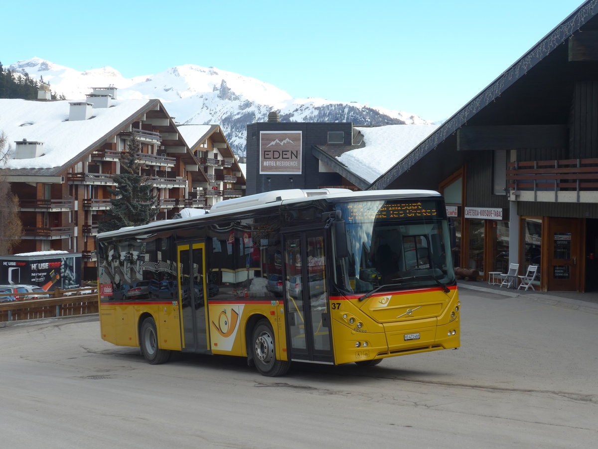 (187'920) - PostAuto Wallis - Nr. 37/VS 471'466 - Volvo am 14. Januar 2018 in Anzre, Post