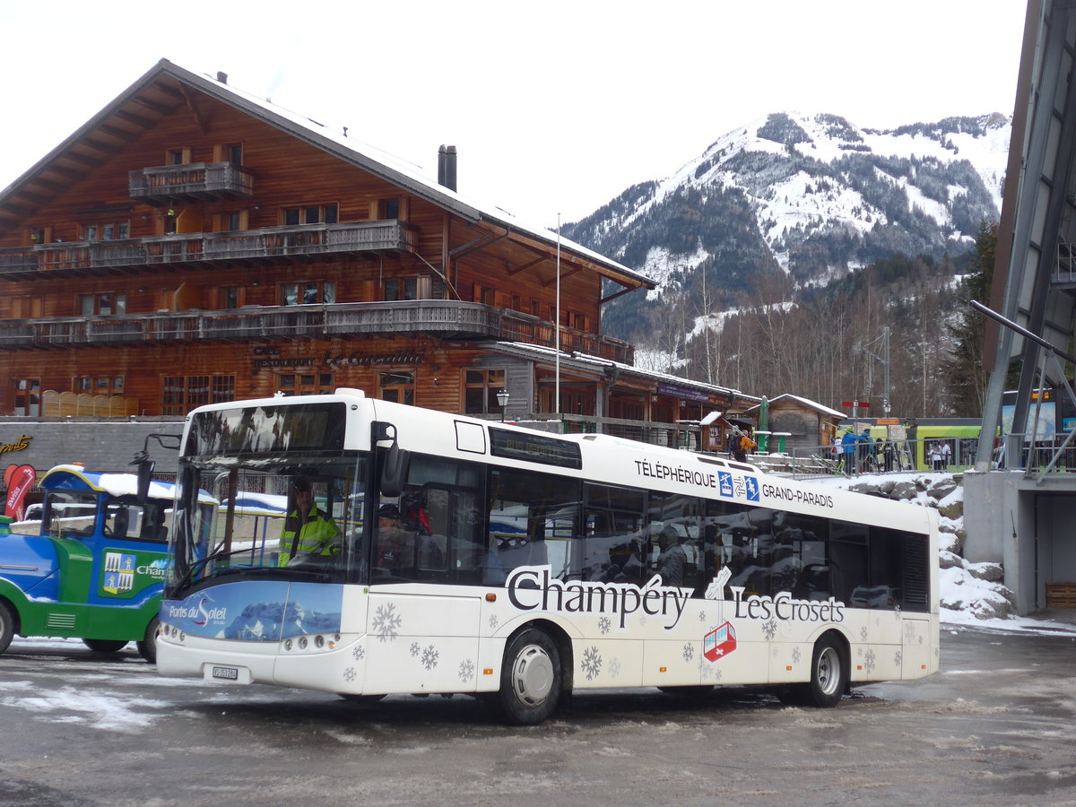 (187'992) - TPC Aigle - Nr. 16/VS 353'284 - Solaris (ex ATE Bus, Effretikon Nr. 45) am 20. Januar 2018 beim Bahnhof Champry