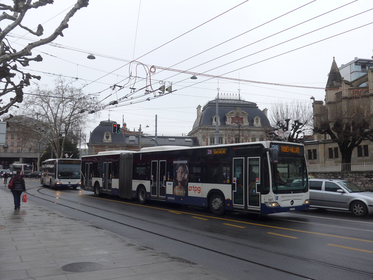 (189'187) - TPG Genve - Nr. 147/GE 960'531 - Mercedes am 12. Mrz 2018 in Genve, Place des Vingt-Deux-Cantons