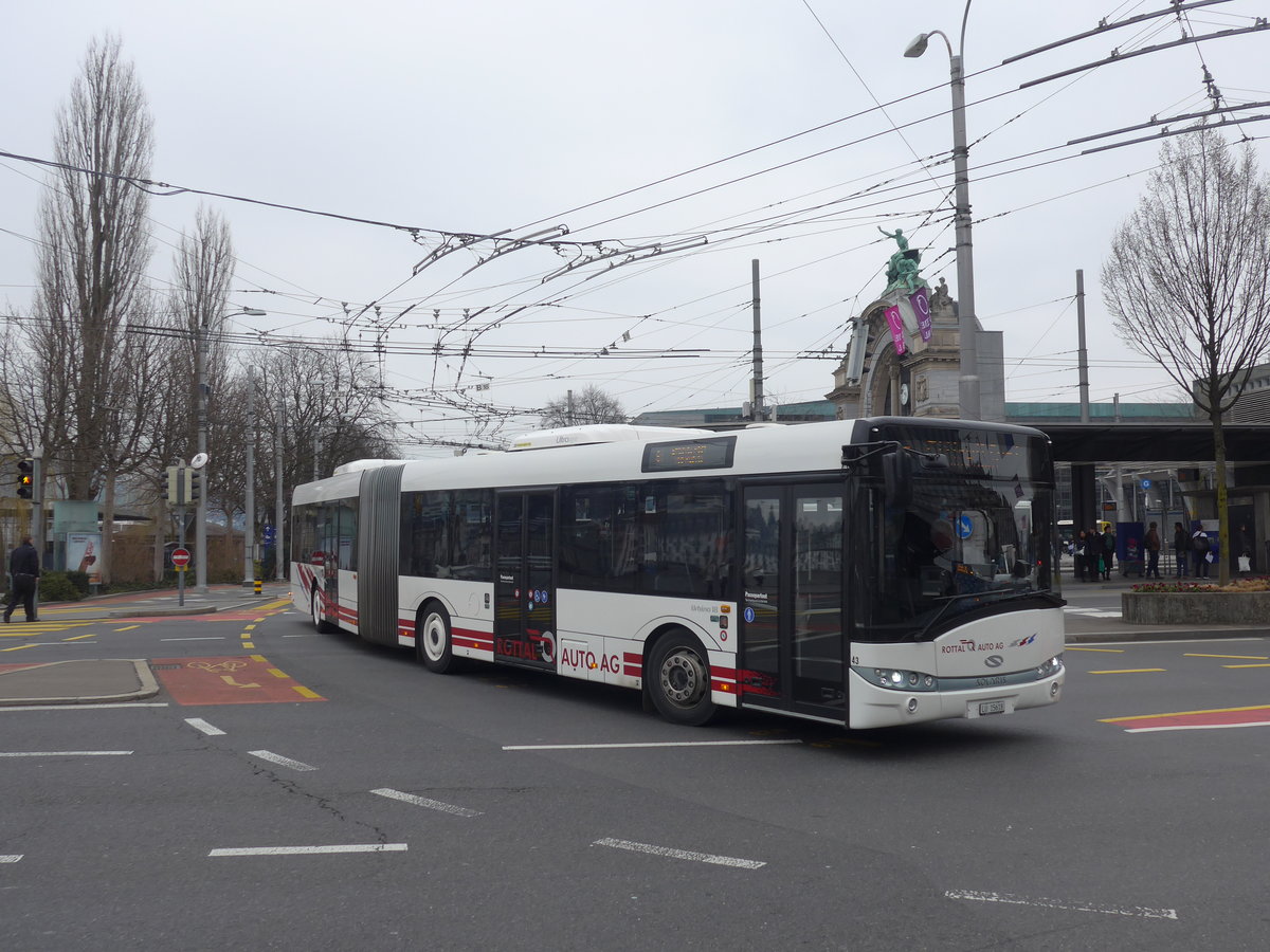 (189'334) - ARAG Ruswil - Nr. 43/LU 15'618 - Solaris am 17. Mrz 2018 beim Bahnhof Luzern