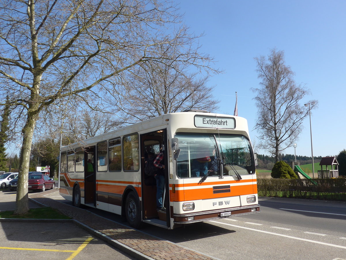 (190'073) - Wegmller, Mnsingen - BE 399'675 - FBW/R&J (ex Bamert, Wollerau) am 7. April 2018 in Kernenried, Gasthof Lwen