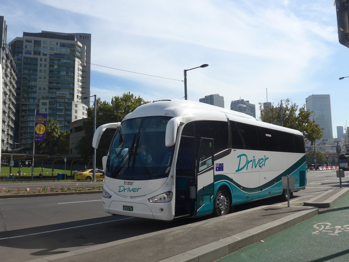 (190'366) - Driver, Mt. Waverley - Nr. 9/BS03 RL - Scania/Irizar am 19. April 2018 in Melbourne, Queen Victoria Garden