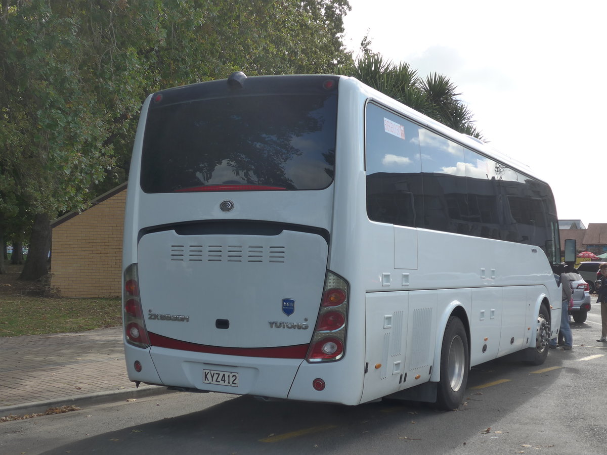 (190'814) - Arc Coach, Parnell - KYZ412 - Yutong am 22. April 2018 in Matamata