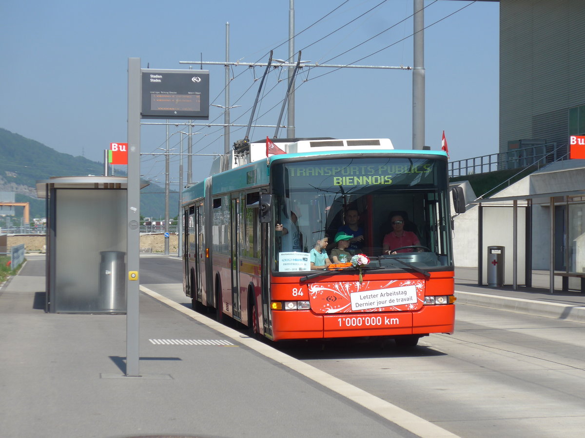 (192'891) - VB Biel - Nr. 84 - NAW/Hess Gelenktrolleybus am 6. Mai 2018 in Biel, Stadien