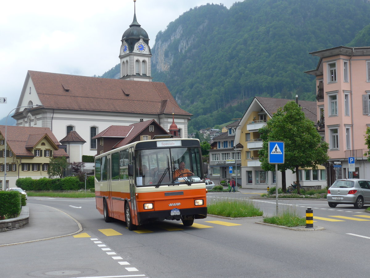 (193'042) - AWD Dienstleistungen, Hnenberg - TI 300'038 - NAW/Hess (ex AMSA Chiasso Nr. 22; ex Tischhauser, Oberschan) am 20. Mai 2018 in Wolfenschiessen, Hauptstrasse