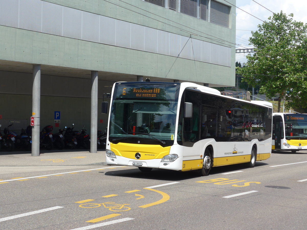 (193'918) - VBSH Schaffhausen - Nr. 31/SH 38'031 - Mercedes am 10. Juni 2018 beim Bahnhof Schaffhausen