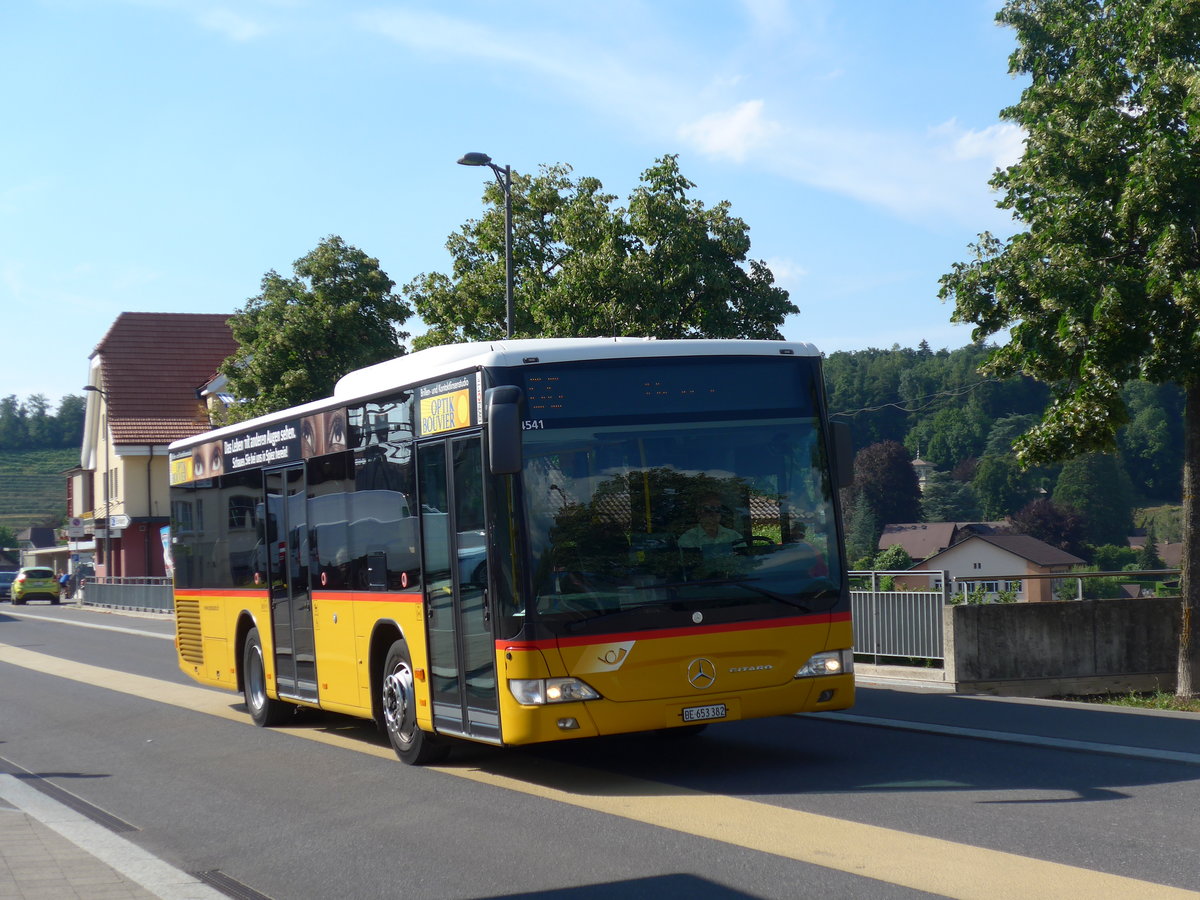 (194'744) - PostAuto Bern - BE 653'382 - Mercedes am 9. Juli 2018 beim Bahnhof Spiez