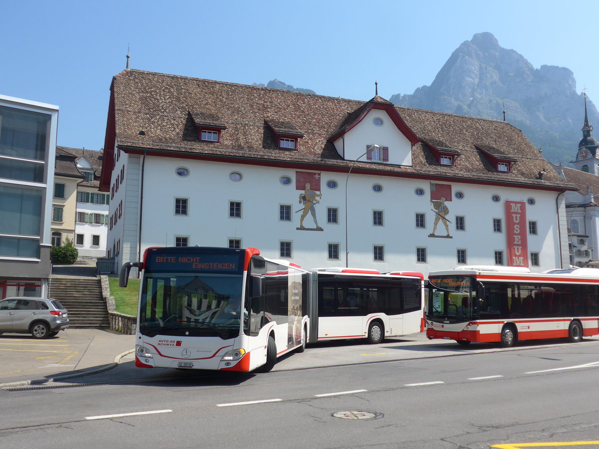 (195'416) - AAGS Schwyz - Nr. 32/SZ 28'732 - Mercedes am 1. August 2018 in Schwyz, Post