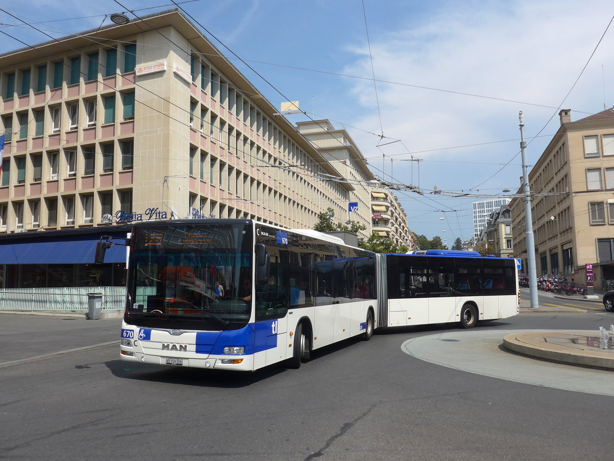 (195'739) - TL Lausanne - Nr. 670/VD 159'326 - MAN am 6. August 2018 beim Bahnhof Lausanne