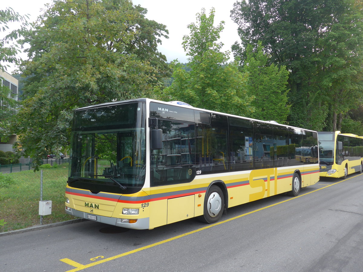 (195'835) - STI Thun - Nr. 129/BE 800'129 - MAN am 13. August 2018 bei der Schifflndte Thun